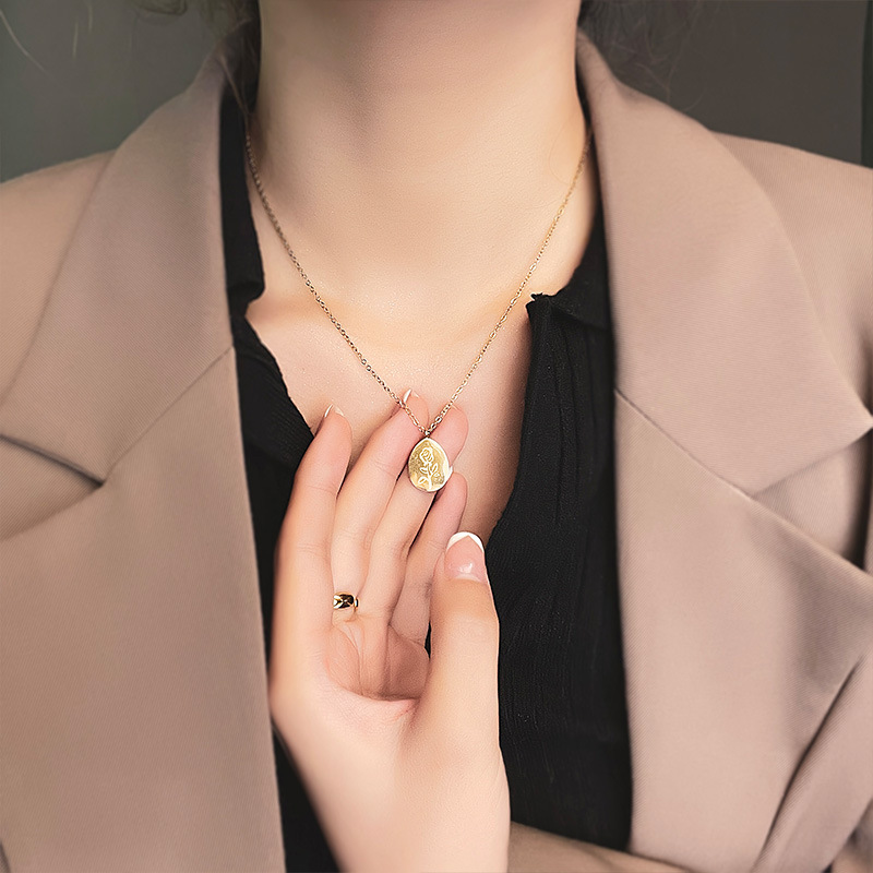Stainless Steel Necklaces Fema - Birth Flower Necklace 评论和价格